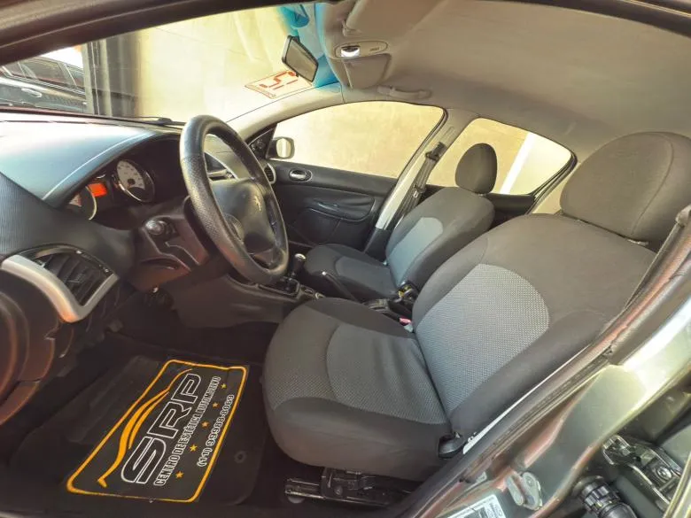Peugeot - 207 1.4 XR