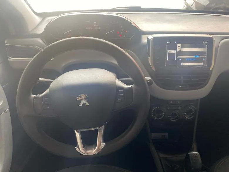Peugeot - 208 ACTIVE PACK 1.5