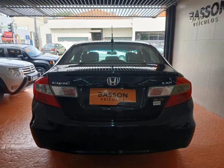 Honda - CIVIC LXR