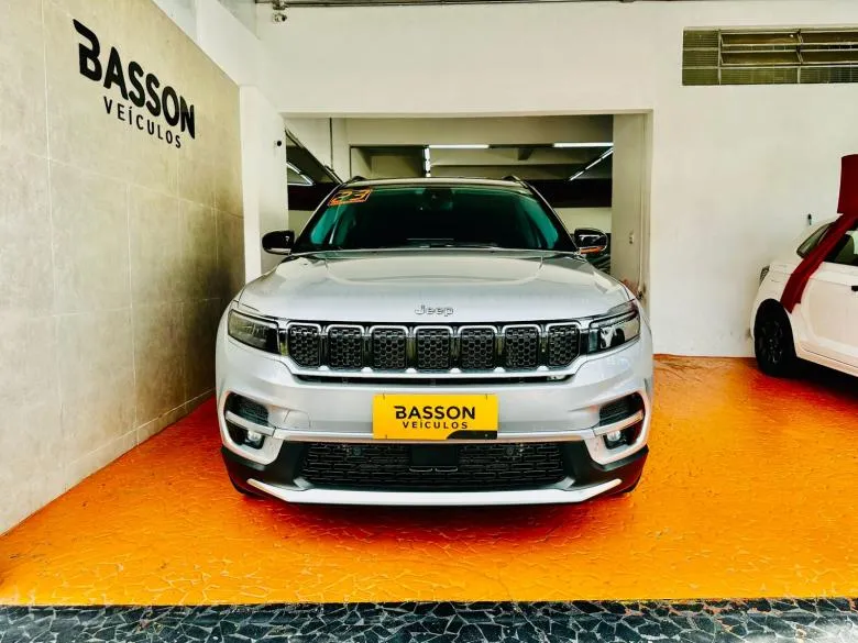 Jeep - COMMANDER LIM T270 1.3