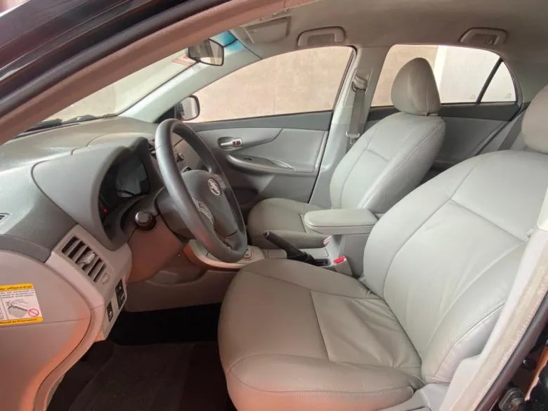 TOYOTA - COROLLA XEI 1.8 AUT. - IPVA 26 GRATIS