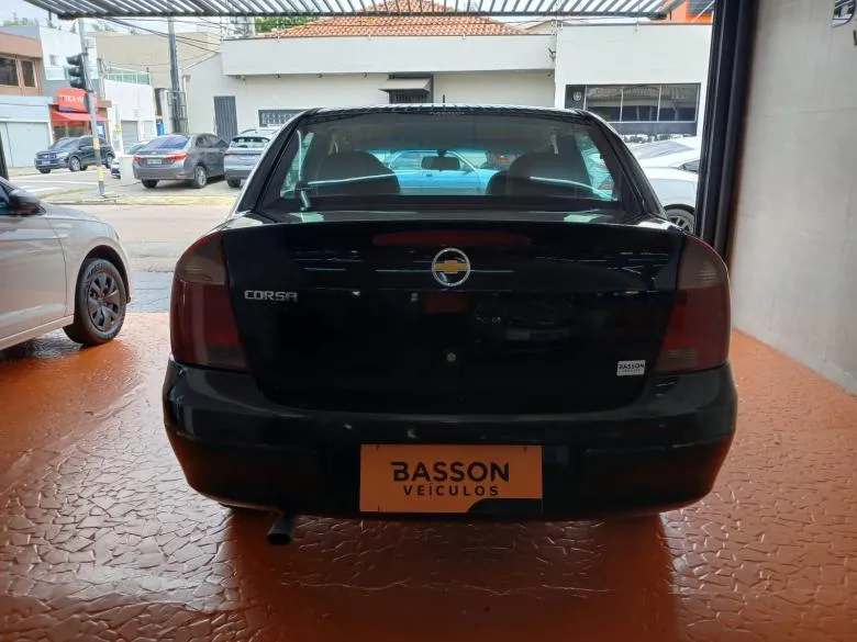 GM - Chevrolet - CORSA SEDAN PREMIUM