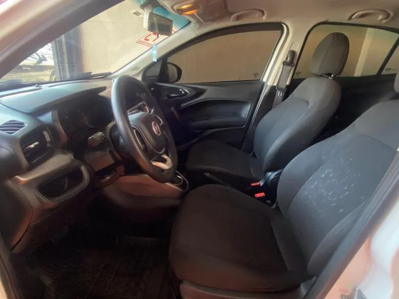 Fiat - CRONOS DRIVE AT 1.8 - IPVA 26 GRATIS