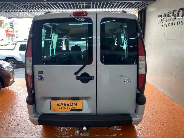 Fiat - DOBLO HLX 1.8 FLEX