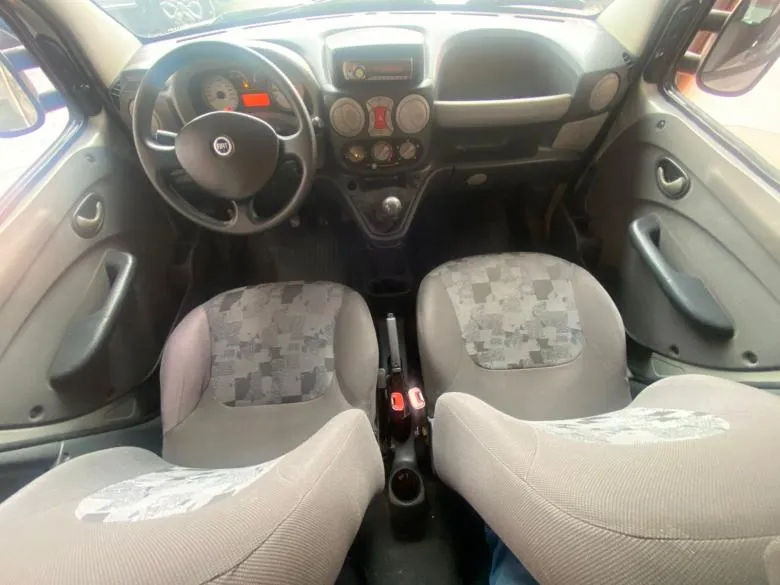 Fiat - DOBLO HLX 1.8 FLEX