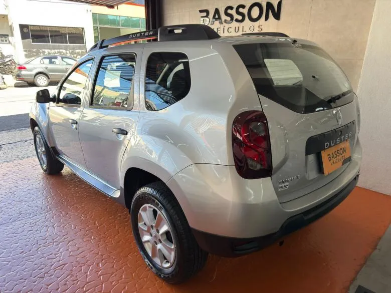 Renault - DUSTER 1.6 E (CVT)