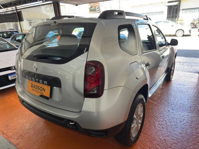 Renault - DUSTER 1.6 E (CVT)