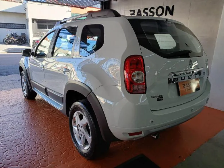Renault - DUSTER 16 D 4X2