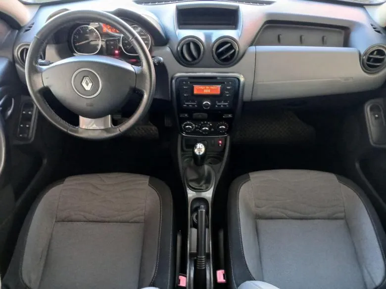 Renault - DUSTER 16 D 4X2