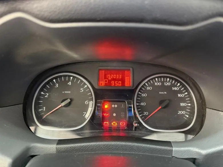 Renault - DUSTER 2.0 AUTO