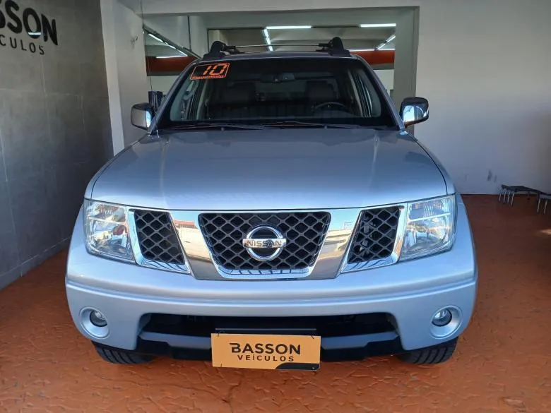 Nissan - FRONTIER LE 2.5 4X4