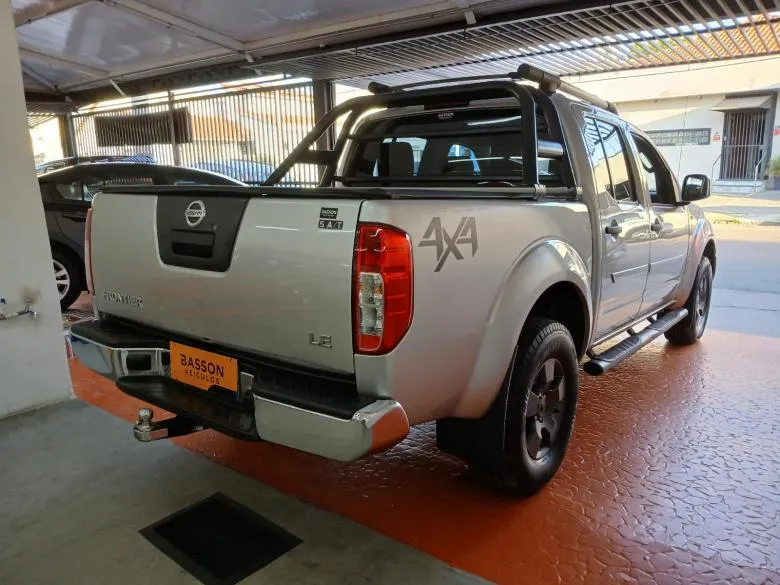 Nissan - FRONTIER LE 2.5 4X4