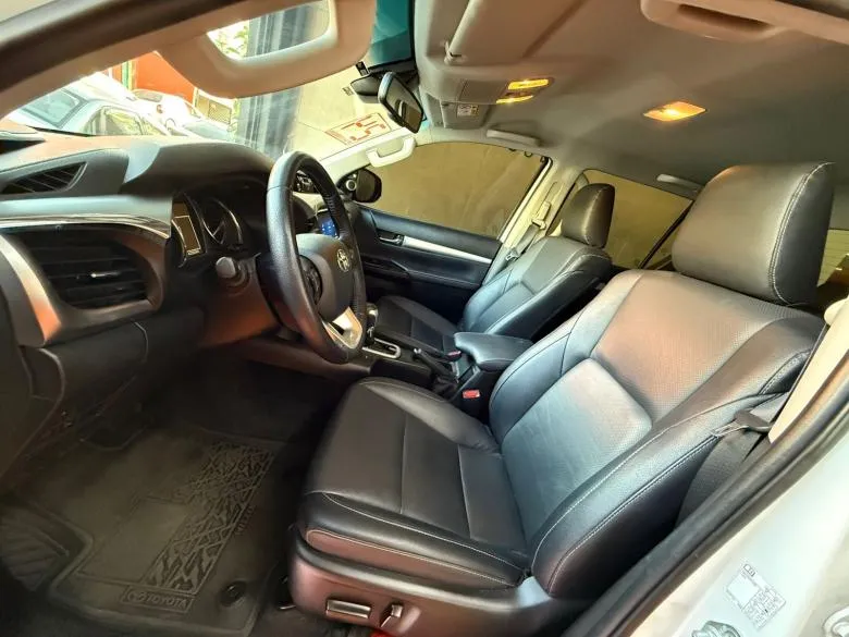 Toyota - HILUX CD SRX 2.8 4X4 DIESEL