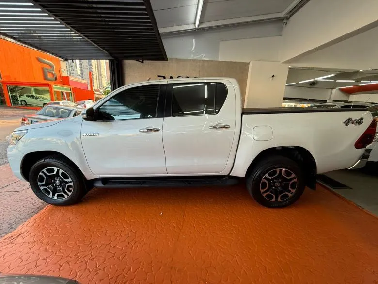 Toyota - HILUX CD SRX 2.8 4X4 DIESEL