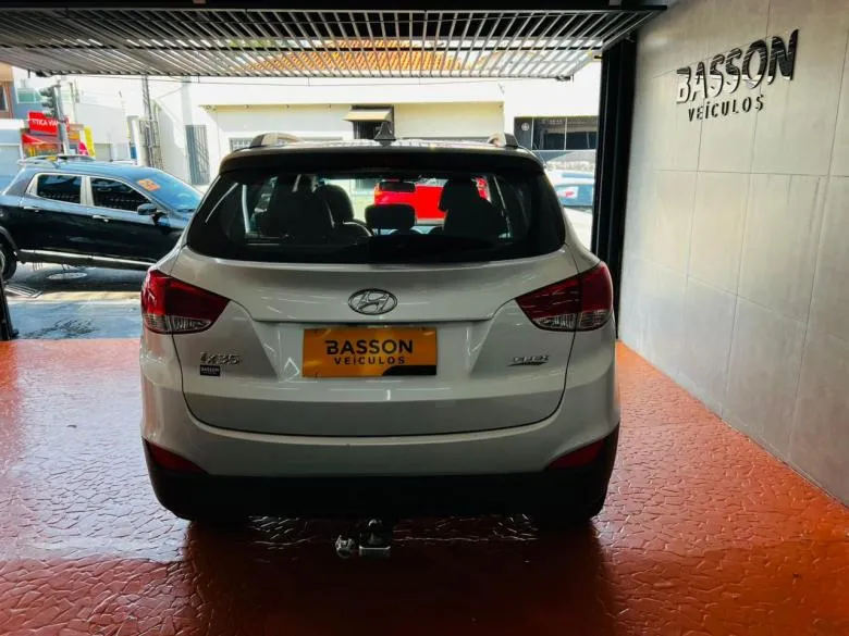 Hyundai - IX35 B AUT 2.0 GLS