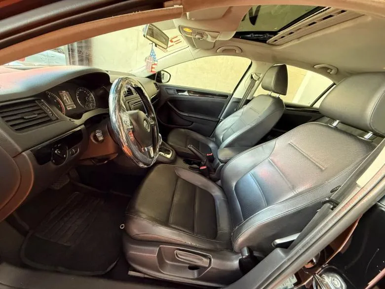 VW - VolksWagen - JETTA 2.0