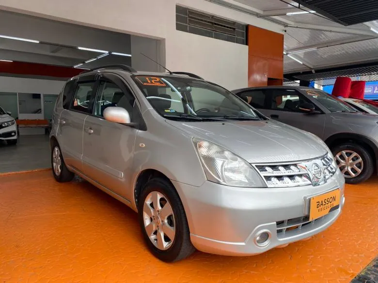 Nissan - LIVINA 1.8 SL - IPVA 26 GRATIS
