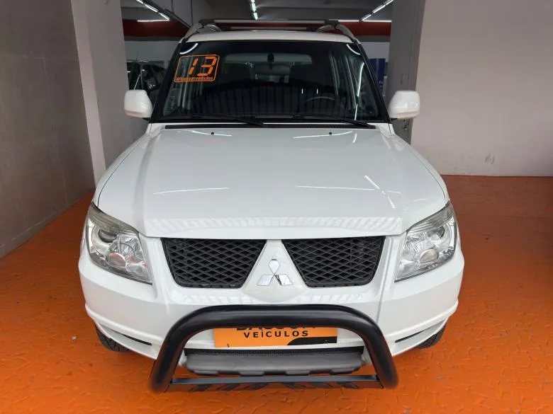 Mitsubishi - MMC/ PAJERO TR4 FL 2WD HP 4X2 MEC