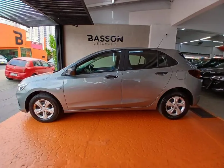 GM - Chevrolet - ONIX 1.0 MT HB