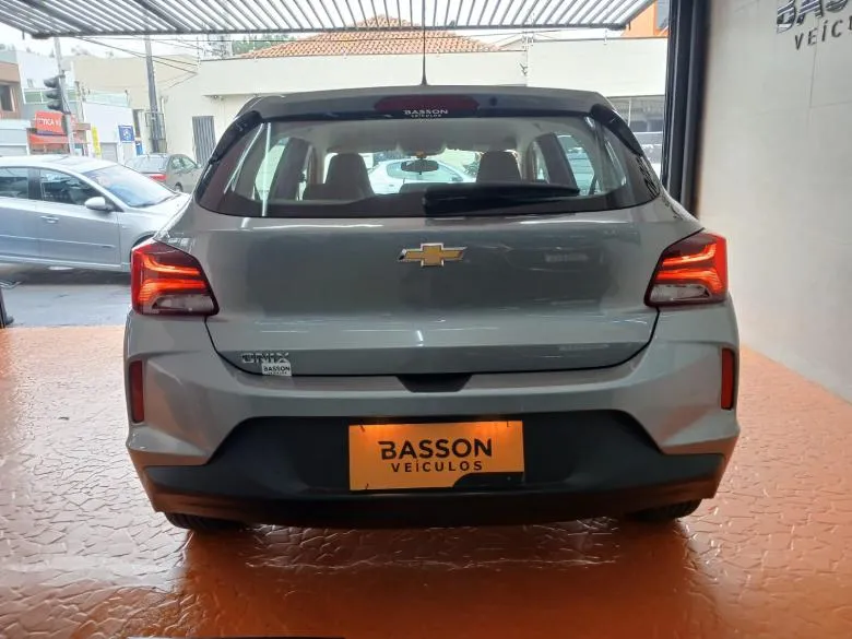 GM - Chevrolet - ONIX 1.0 MT HB