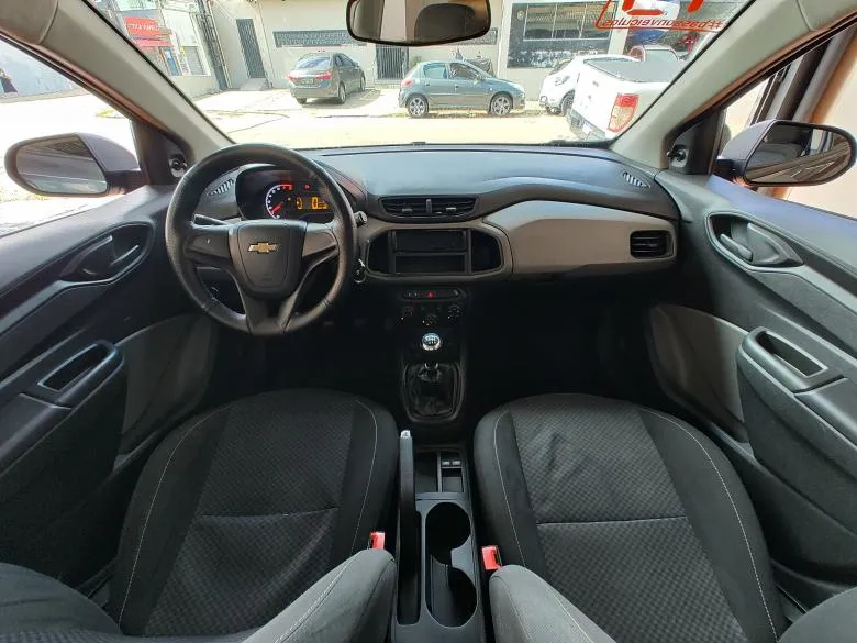 GM - Chevrolet - ONIX 1.0 MT JOYE