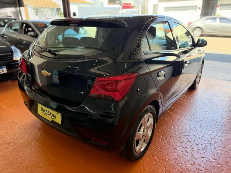 GM - Chevrolet - ONIX 1.4 LT  AT