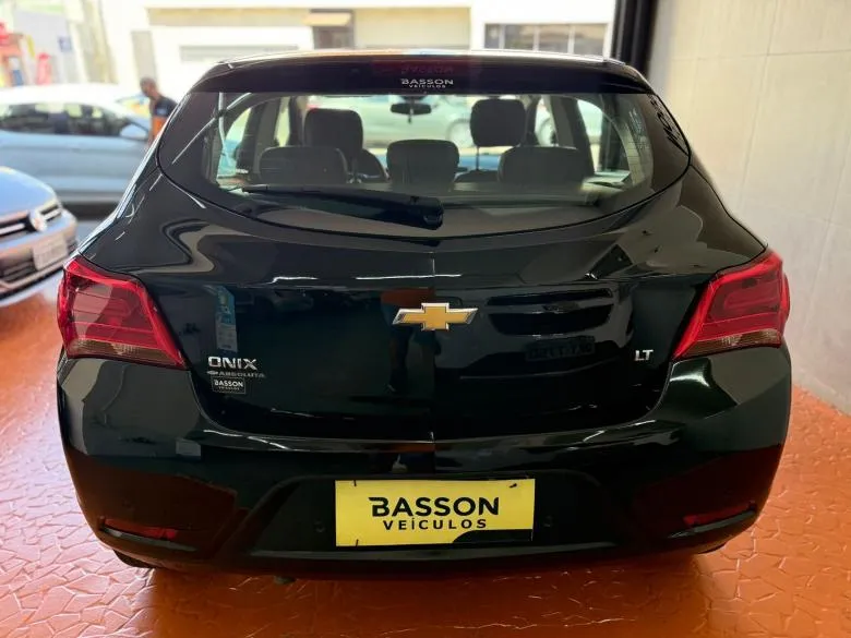 GM - Chevrolet - ONIX 1.4 LT  AT