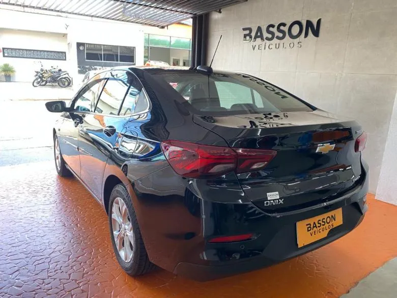 GM - Chevrolet - ONIX PLUS 1.0 AT PR2 TB