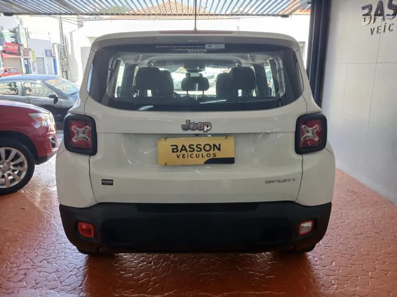 Jeep - RENEGADE 1.8 AT