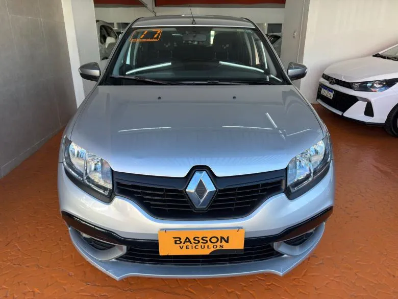 Renault - SANDERO 16 GT LINE