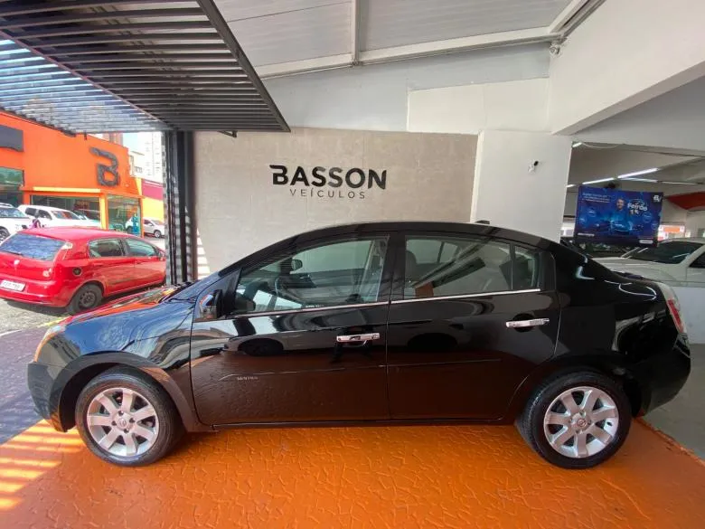 Nissan - SENTRA S 2.0