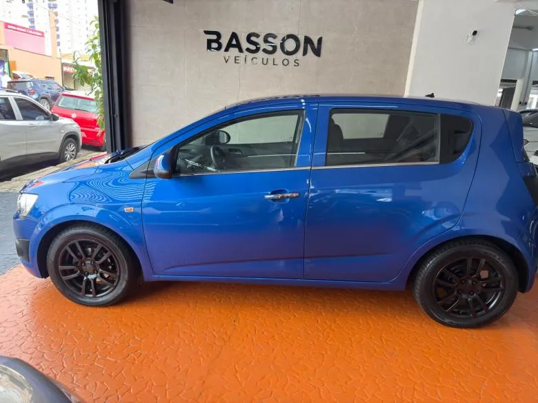 GM - Chevrolet - SONIC HB 1.6 AT