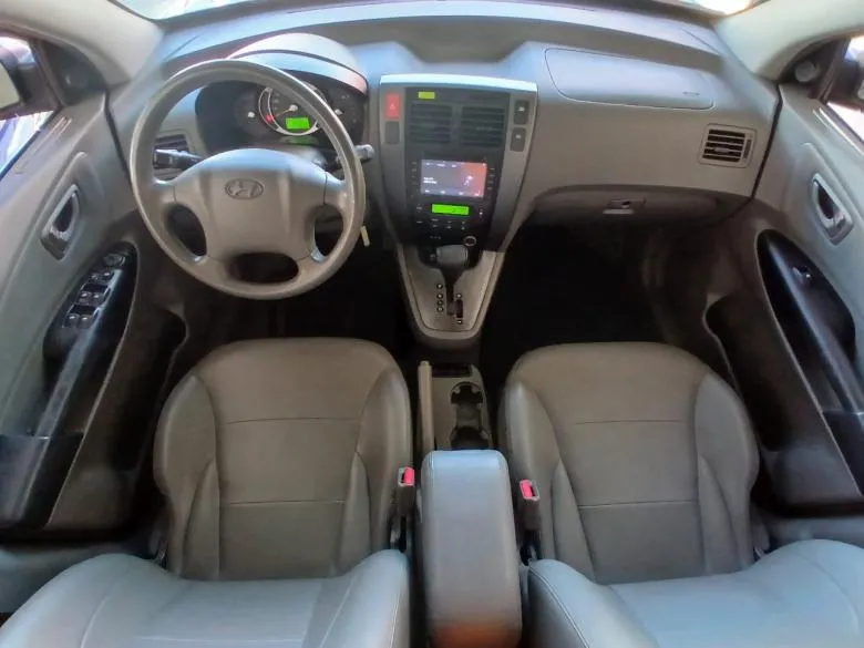 Hyundai - TUCSON GLSB 