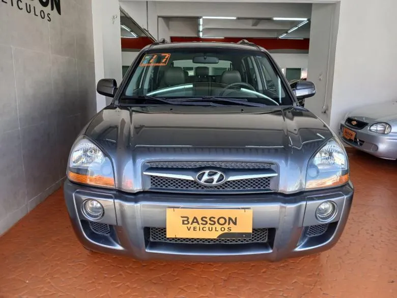 Hyundai - TUCSON GLSB 