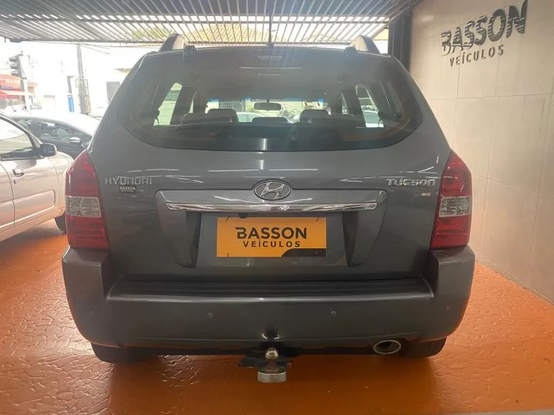 Hyundai - TUCSON GLSB 2.0 AT