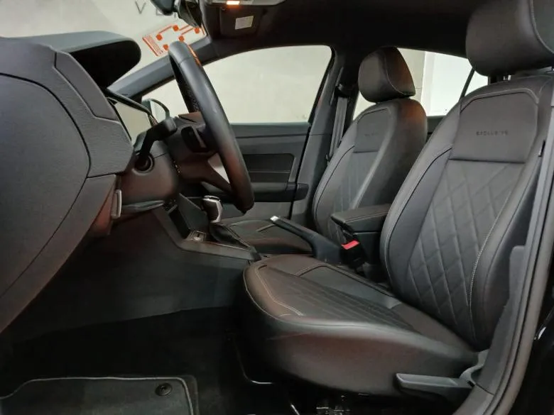 VW - VolksWagen - VIRTUS EXCLUSIVE